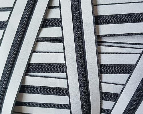 hot melt welding zipper for zip screen system