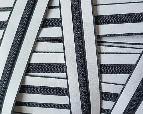 hot melt welding zipper for zip screen system