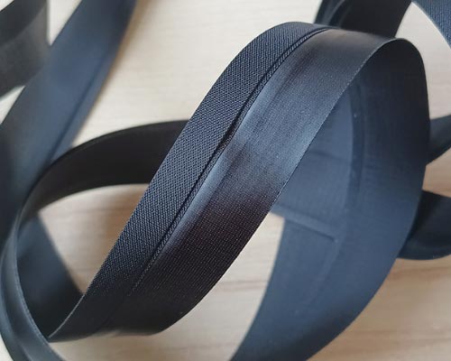 hot melt welding zipper for zip screen system