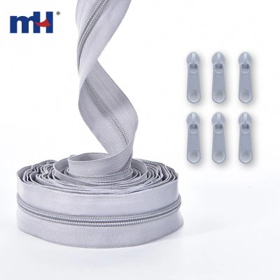 #8 Nylon Zipper Long Chain