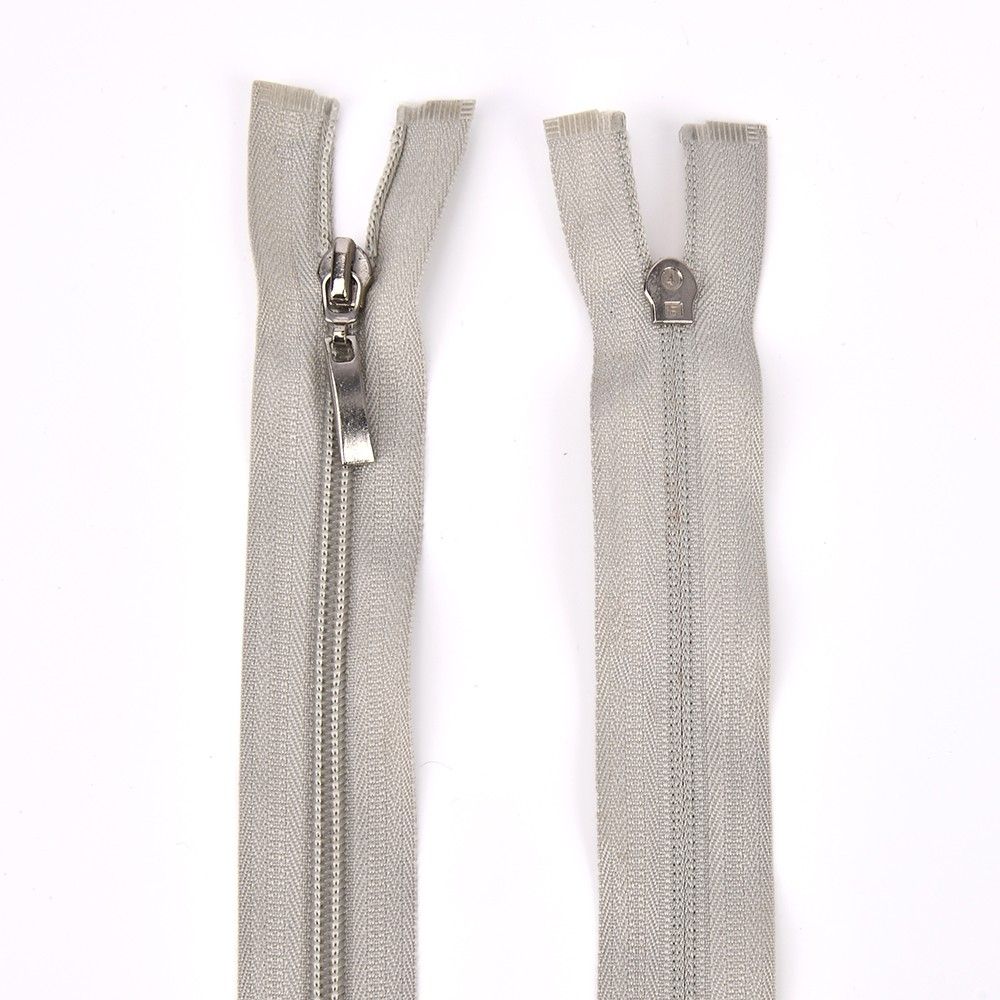 #4 Two-Way Separating Nylon Zipper